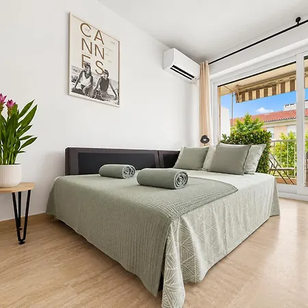 élégant T2 Rénové Avec Balcon Au Centre De Apartamento